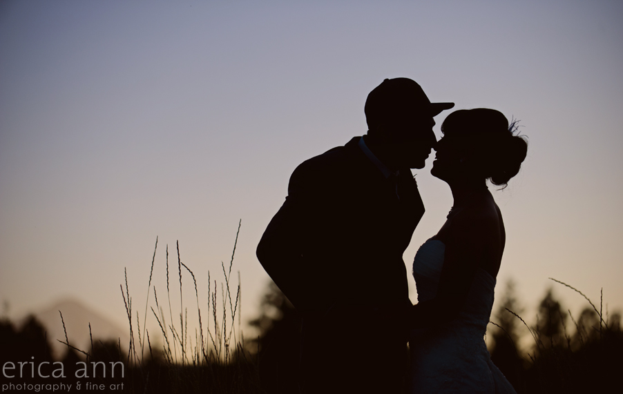 The Dalles Ranch Mexican Wedding Silhouette